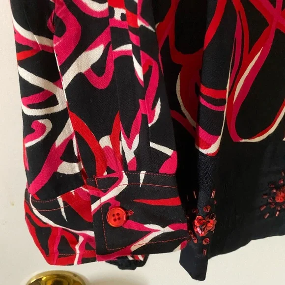 Anthony Original NWTLong Sleeve Blouse . V Neck. - Picture 4 of 4